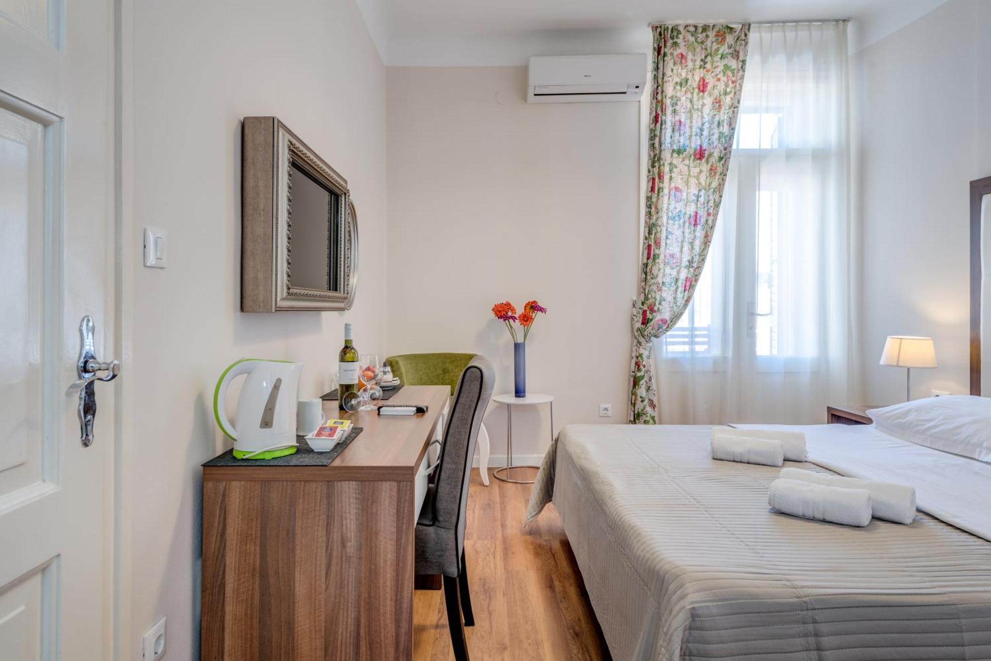 Bastion Luxury Rooms Σπλιτ Εξωτερικό φωτογραφία